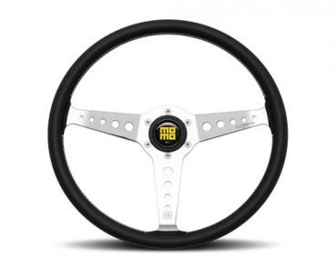 MOMO California steering wheel